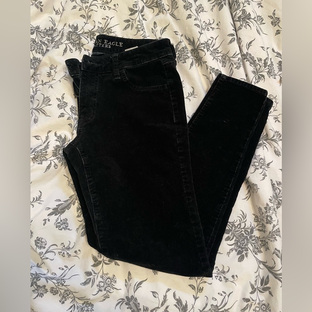 American Eagle black corduroy jeggings